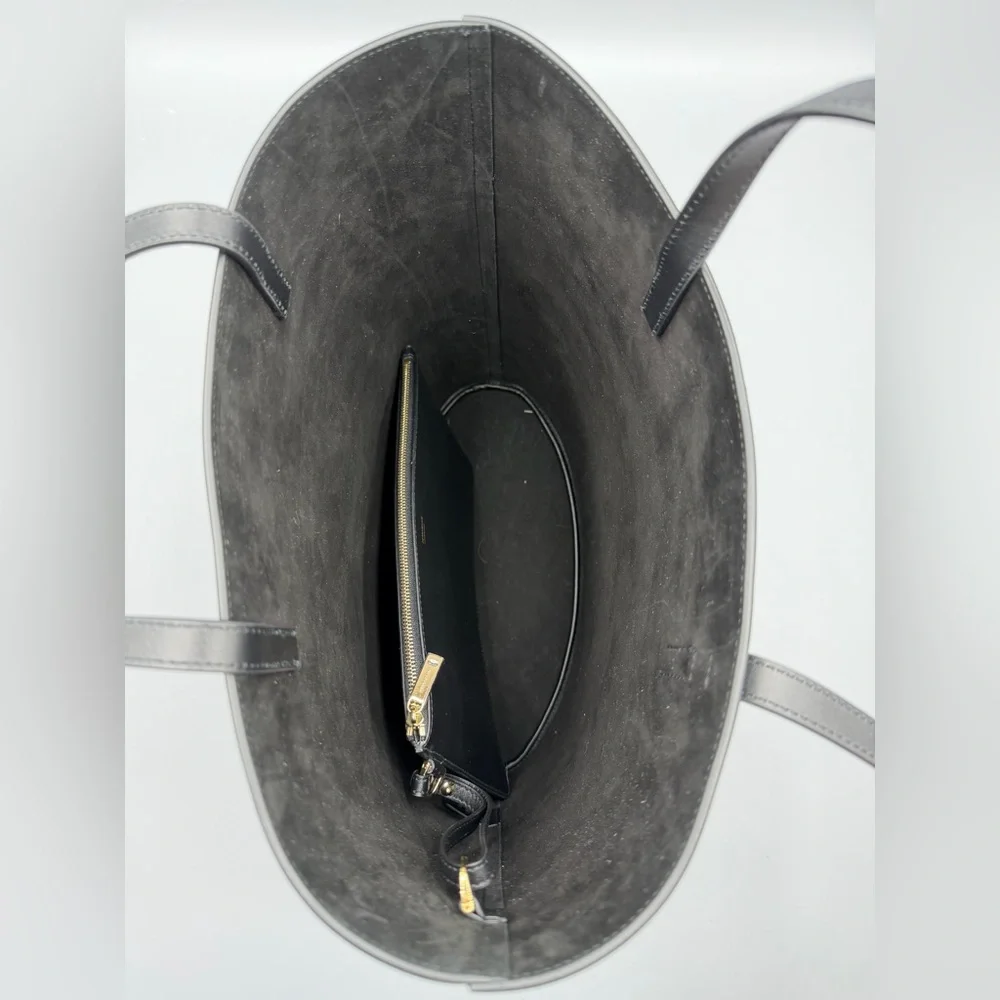 Ferragamo Black Leather Tote with Gold Tag and Pouch - Picture 5 of 14